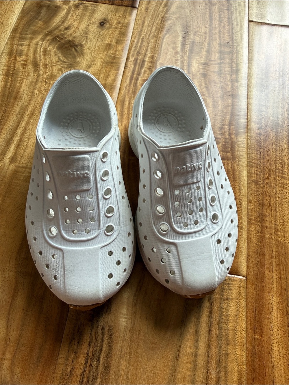 Native Robbie shoes in size 7